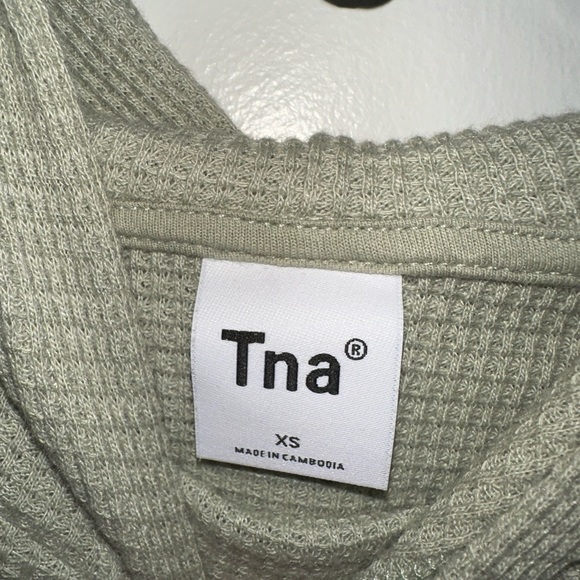 ARITZIA TNA Sage Waffle Knit Cropped Hoodie - Picture 3 of 3